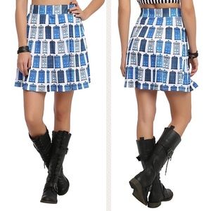 Dr Who Tardis Circle/skater skirt Her Universe BBC